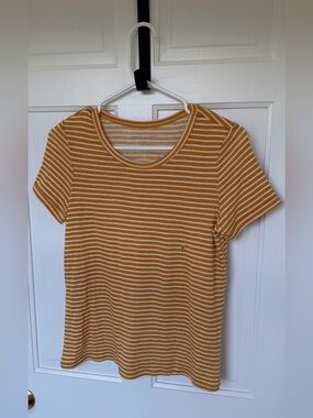 American Eagle Mustard Yellow White Striped Soft Stretch Tee Size S NWOT